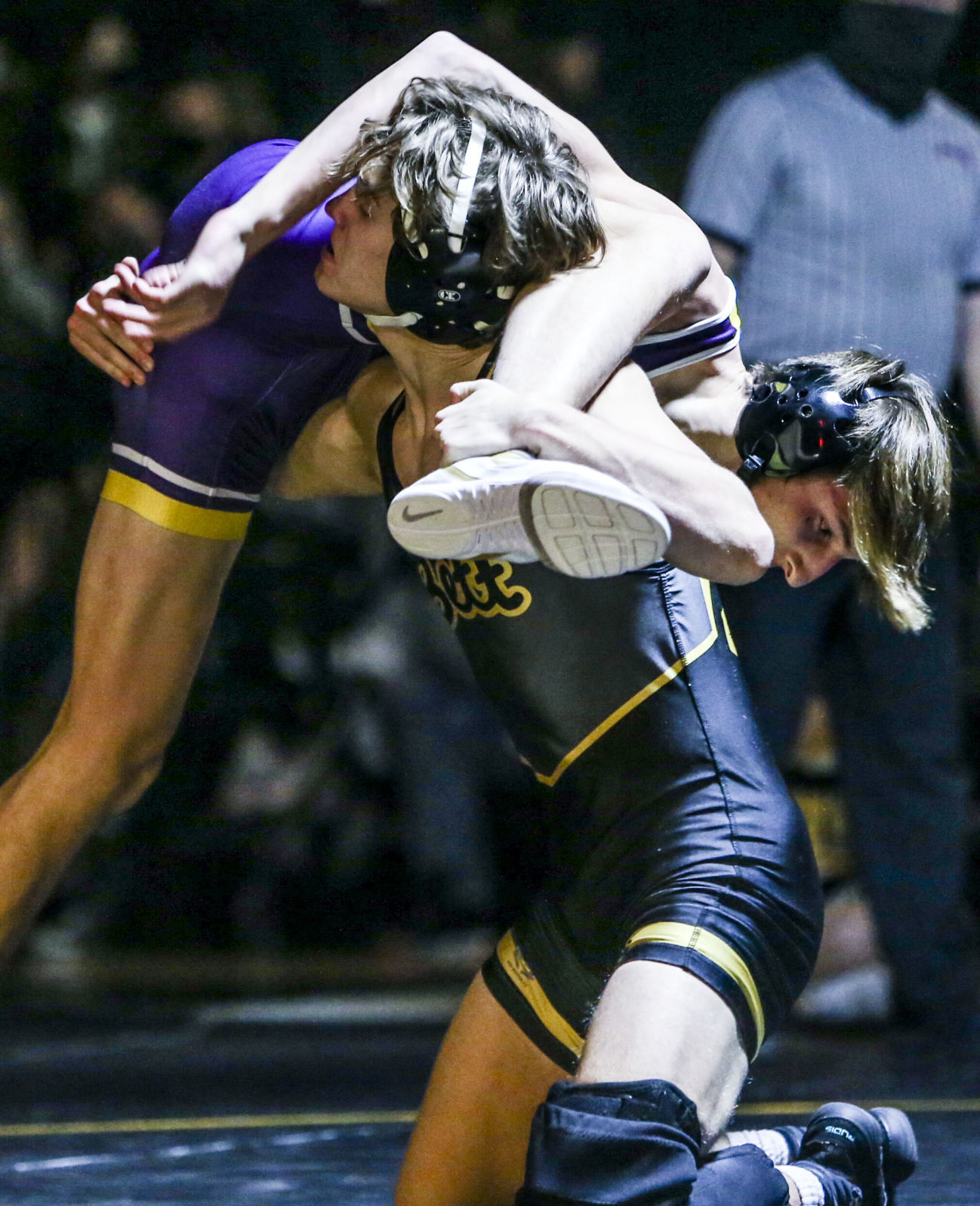 121720-qc-spt-bett wrestling-21.JPG